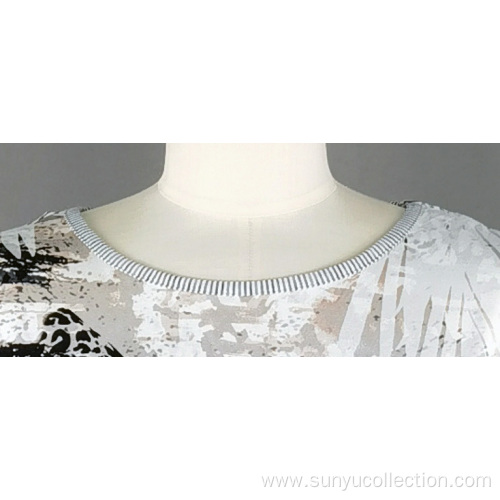 Animal top with round neck and sleeveless